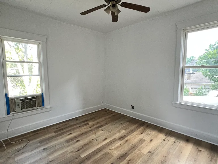 406 N Glenwood Ave — Photo 3