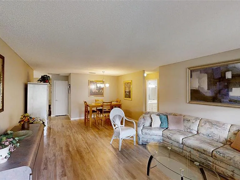 8430 SW 90th Ln #D — Photo 2