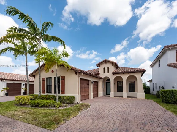 8513 NW 41st St, Hollywood, FL 33024