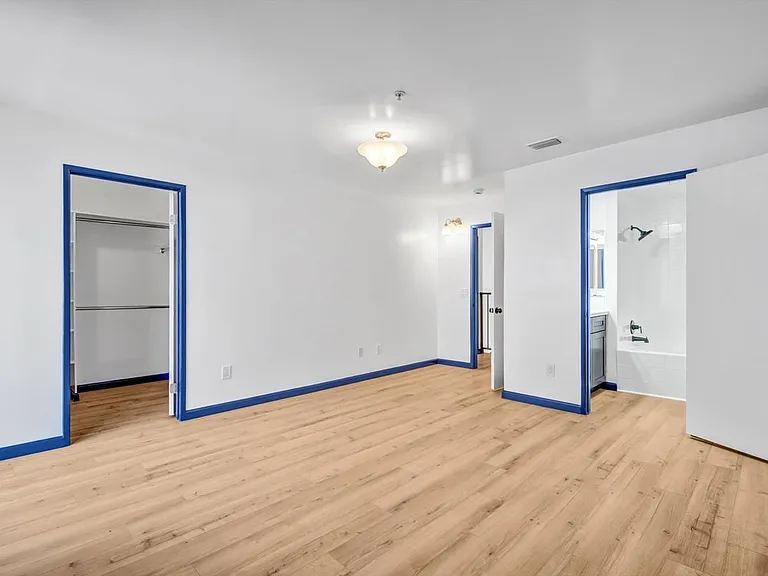 217 E Commonwealth Ave #F — Photo 14