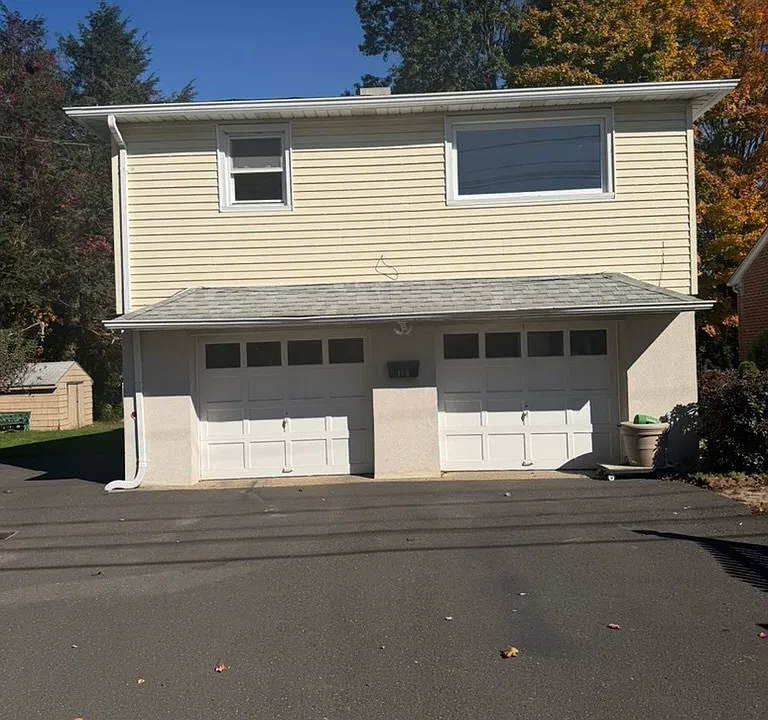 162-168 Tarbell Ave #ABOVE GARAGE