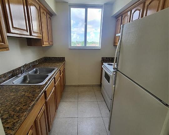 2nd image of 2647 NW 25th Ave #214