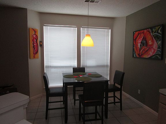 Eat in breakfast area