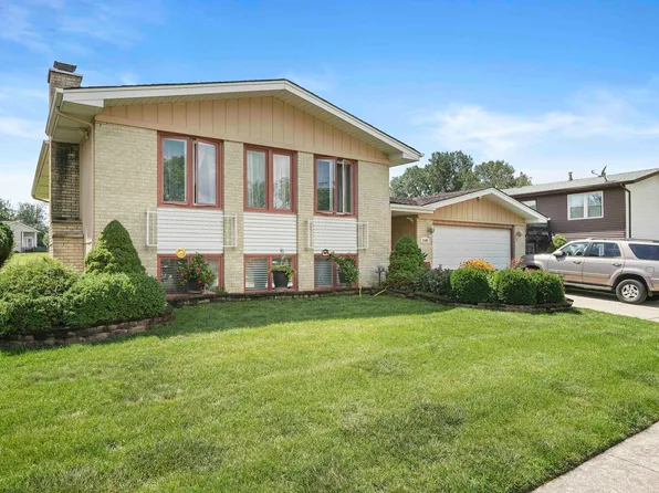 3109 Smoke Tree Ct, Hazel Crest, IL 60429