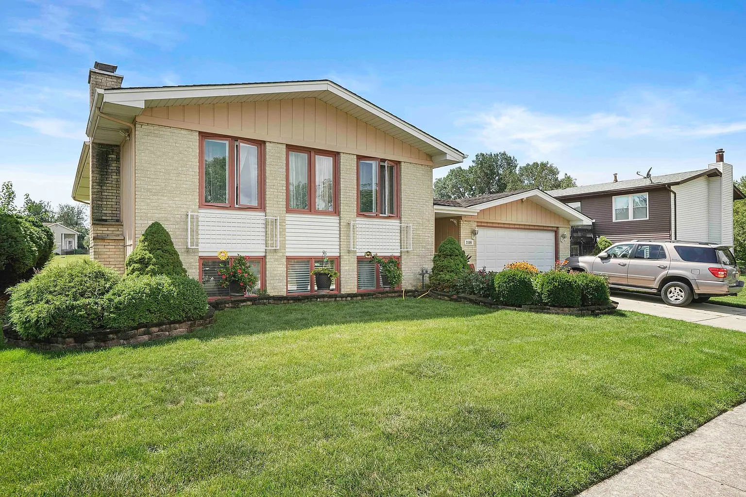3109 Smoke Tree Ct photo 1