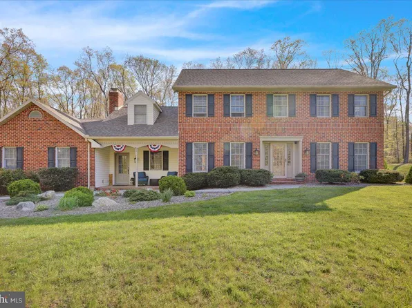 129 Poplar Rd, Boyertown, PA 19512