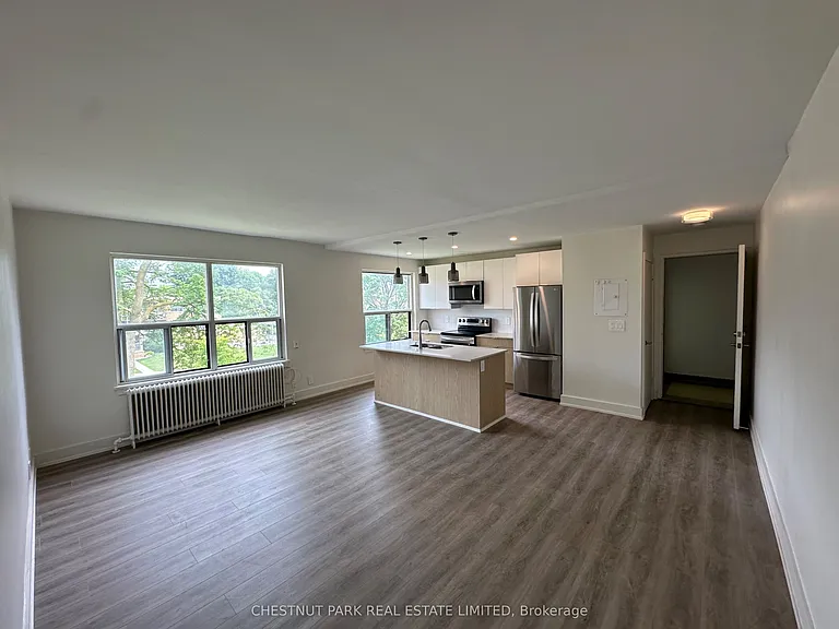 9 Wingreen Ct #10 — Photo 1
