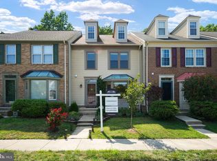 7216 Lensfield Ct, Alexandria, VA 22315