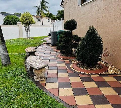 3rd image of 8257 NW 191st Ln
