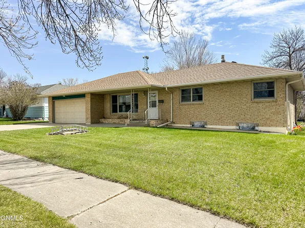 1719 N 13th St, City Of Bismarck, ND 58501