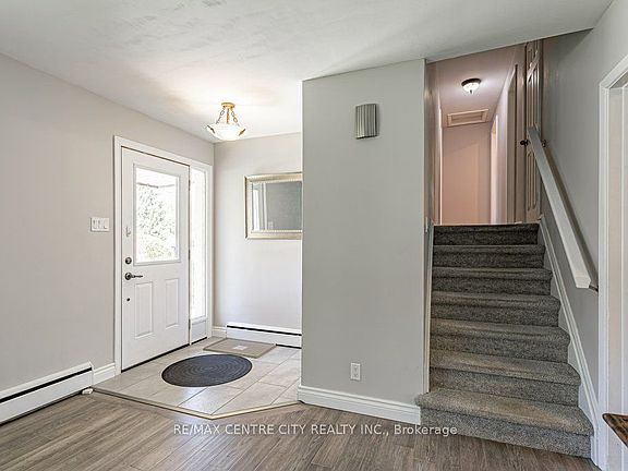 4th image of 858 Hickory Rd