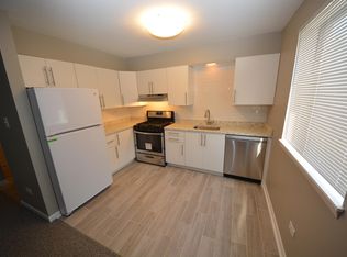 319 Bluff Ave #C1, La Grange, IL 60525