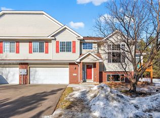 15738 Chasewood Ct, Rosemount, MN 55068