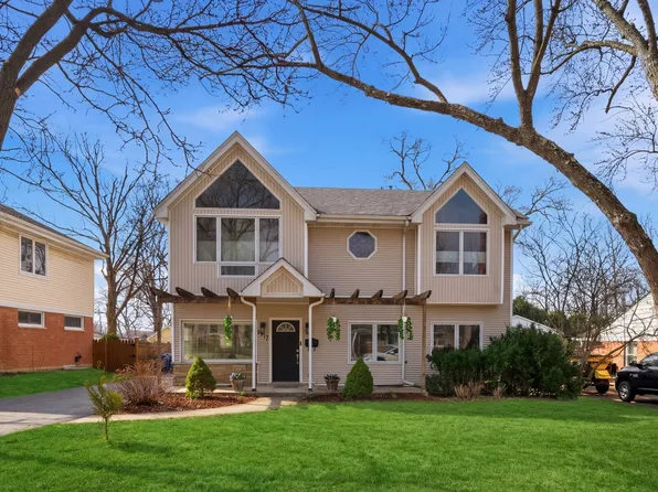 1917 Kiest Ave, Northbrook, IL 60062