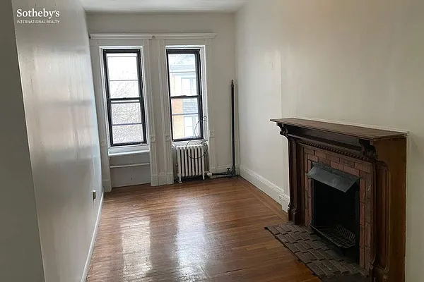 Rented by Sotheby's International Realty | media 2