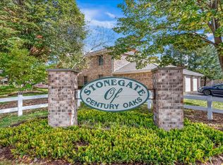 1940 Matthew Ct UNIT A, Elgin, IL 60123