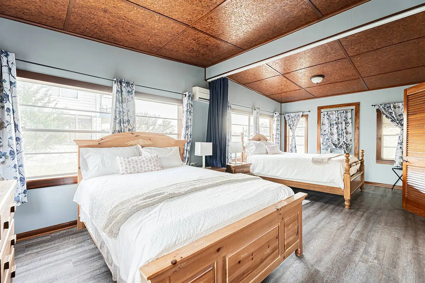 1 bed, 700 sqft, $2,999 — Photo 2