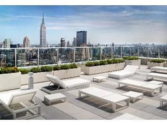 Rented by R New York | media 44