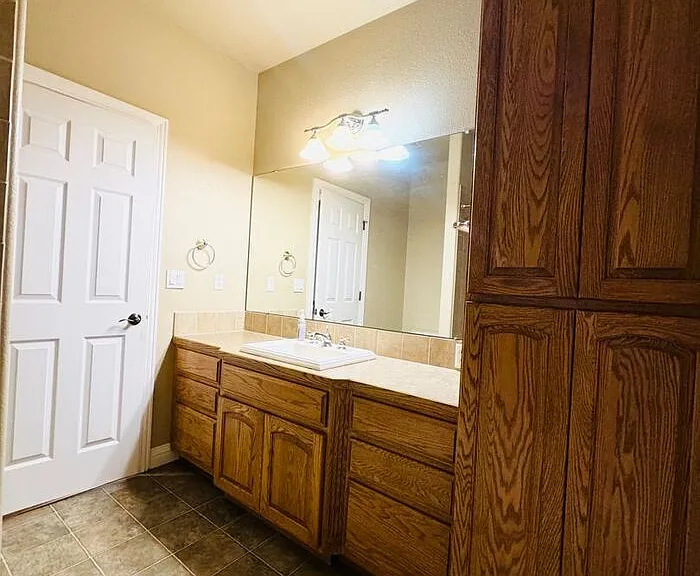 4960 Hornbeam Ct — Photo 13