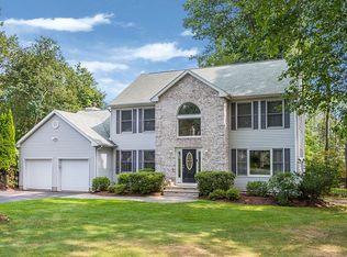 6 Parkview Rd, Randolph, NJ 07869