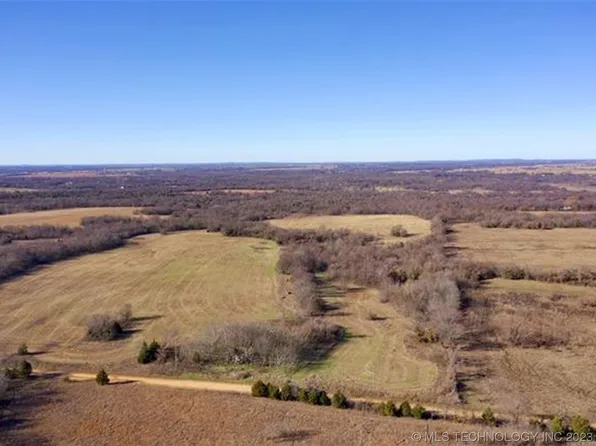 40 N 4240th Rd, Checotah, OK 74426