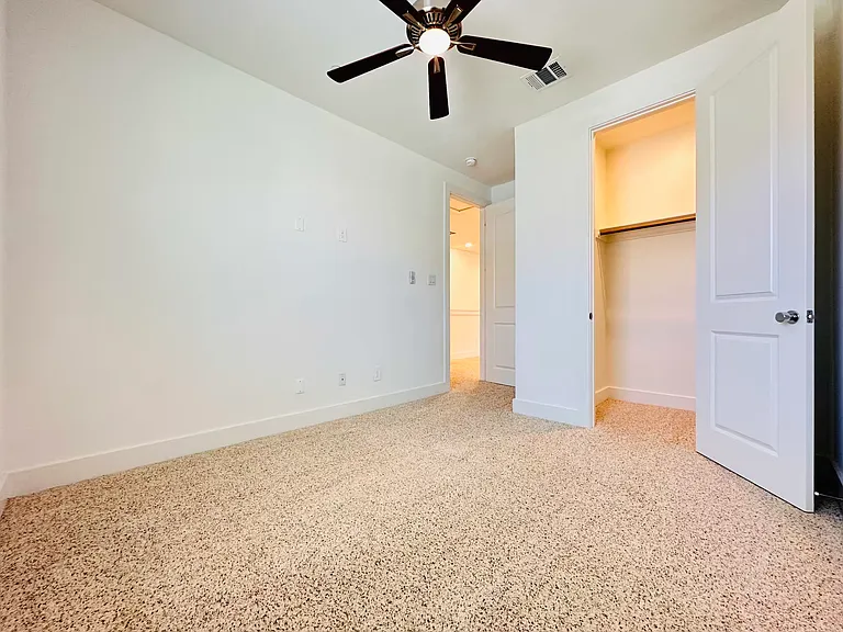 808 Eaglescliffe Lndg #808 — Photo 16