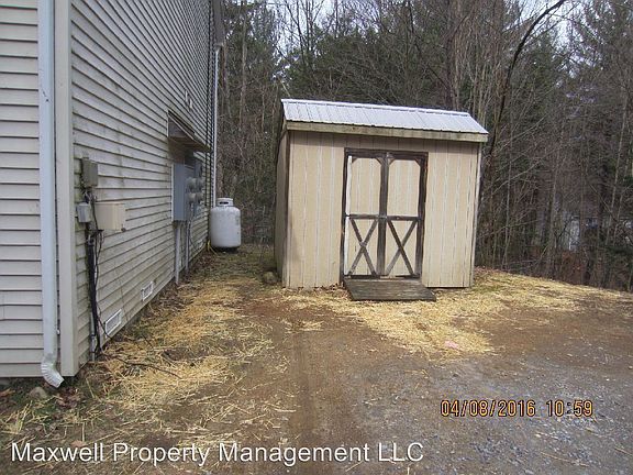 2nd image of 3 Lakeside Est Lot 2