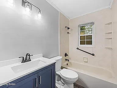 6900 Heavrin Ave — Photo 5