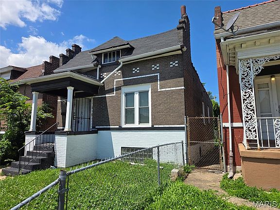 2nd image of 1403 Walton Ave