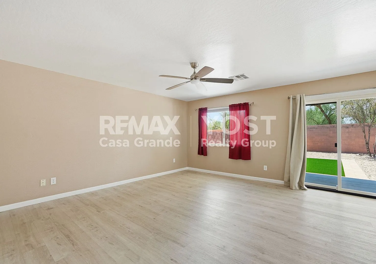 Huge move in special! 1/2 off the first months rent! — Photo 3
