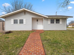 307 Spring Rd, Bartlesville, OK 74003