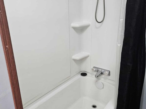 48 Wadsworth Rd #5