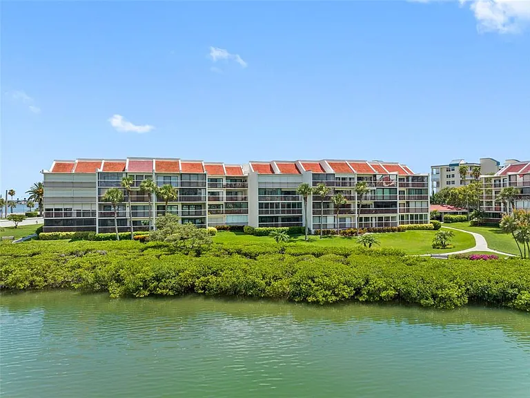 7871 Sailboat Key Blvd S #106 — Photo 41