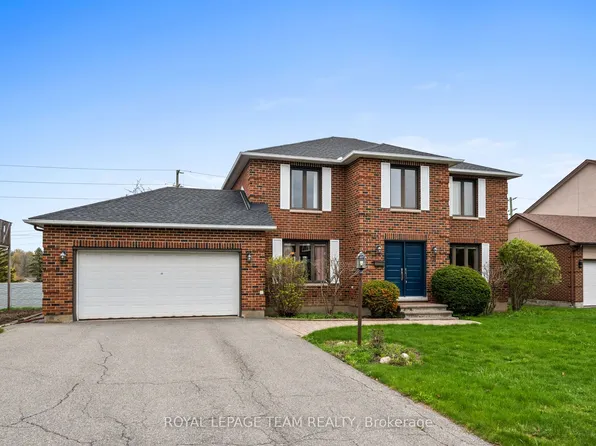 28 Parmalea Cres, Ottawa, ON K2E 7J2
