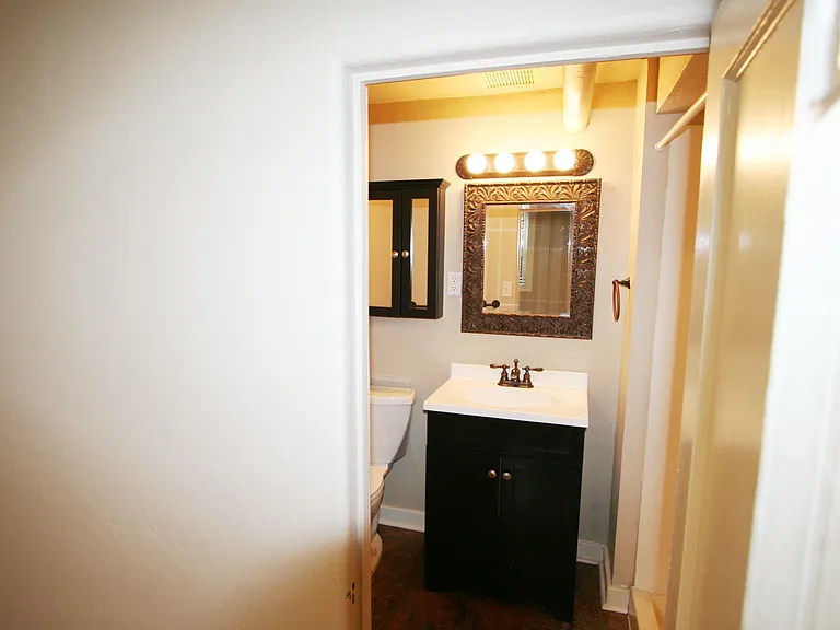 1314 Elizabeth St #7 — Photo 11