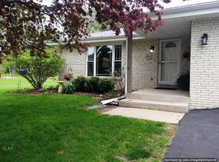 W173N7128 River Ct, Menomonee Falls, WI 53051