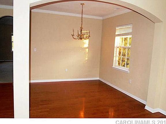 4th image of 4317 High Shoals Dr