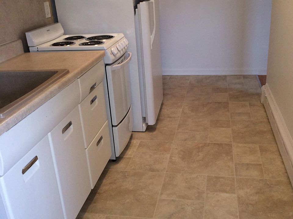 2nd image of 54 Reed St APT 3