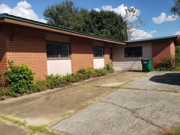 2000 N Riverview Cir, Albany, GA 31705