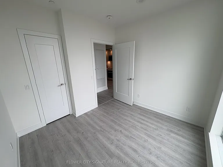 25 Cordova Ave #Penthouse 07 — Photo 12