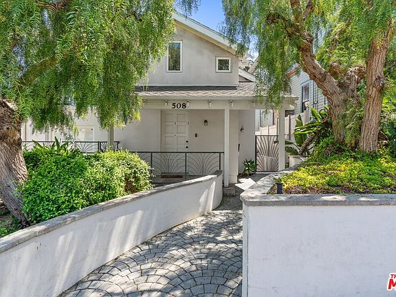 2nd image of 508 Pier Ave APT 2