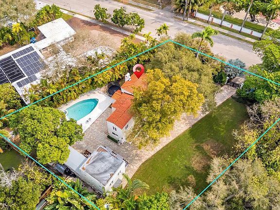 4th image of 5960 N Bayshore Drive