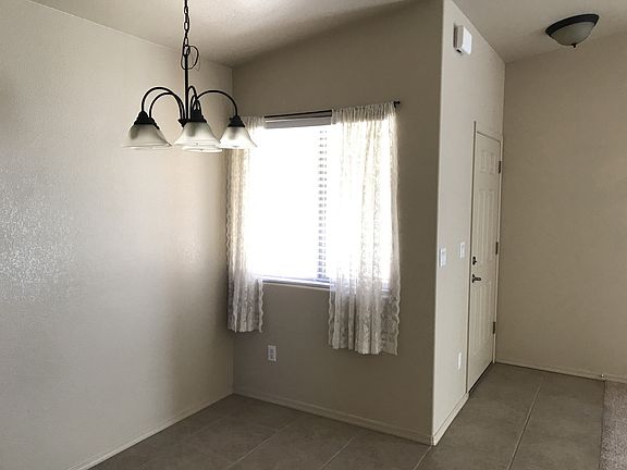 4th image of 220 Geronimo Blvd Unit 102