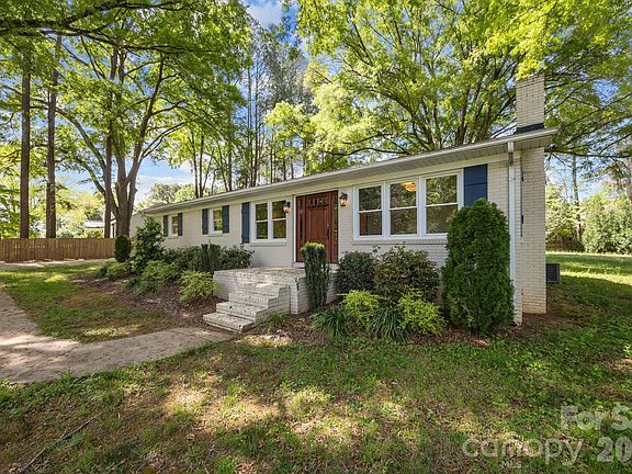 3rd image of 19041 Davidson Concord Rd