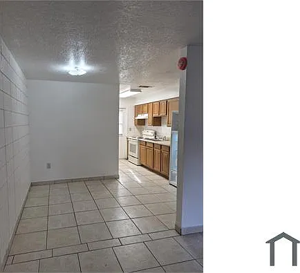 854 E Orange St — Photo 7