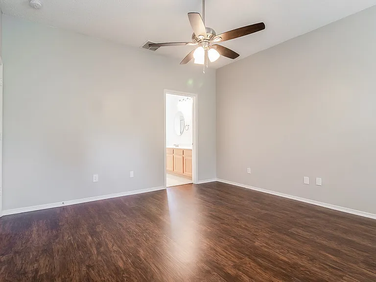 1136 Cherry Valley Way — Photo 9