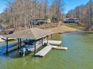 2865 Kemp Ford Rd, Union Hall, VA 24176