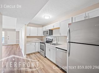33 Circle Dr, Florence, KY 41042