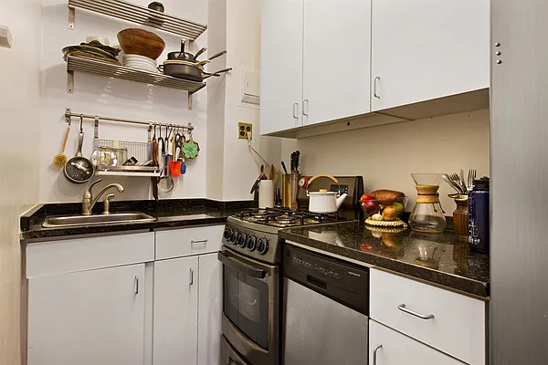 Sold by Corcoran | media 3