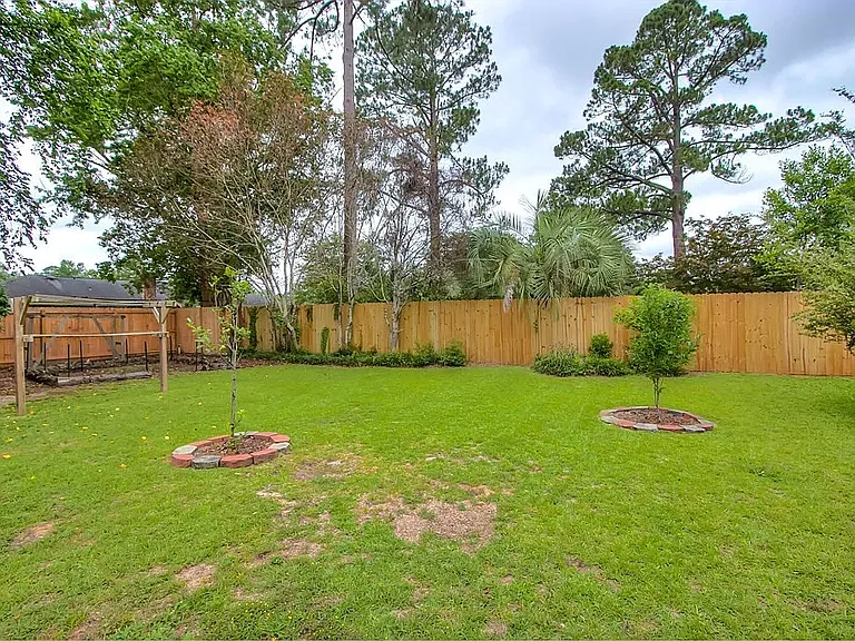 2704 Powhatan Dr — Photo 17